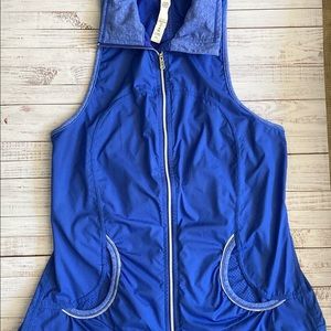 Lululemon blue vest Size 4 EEUC